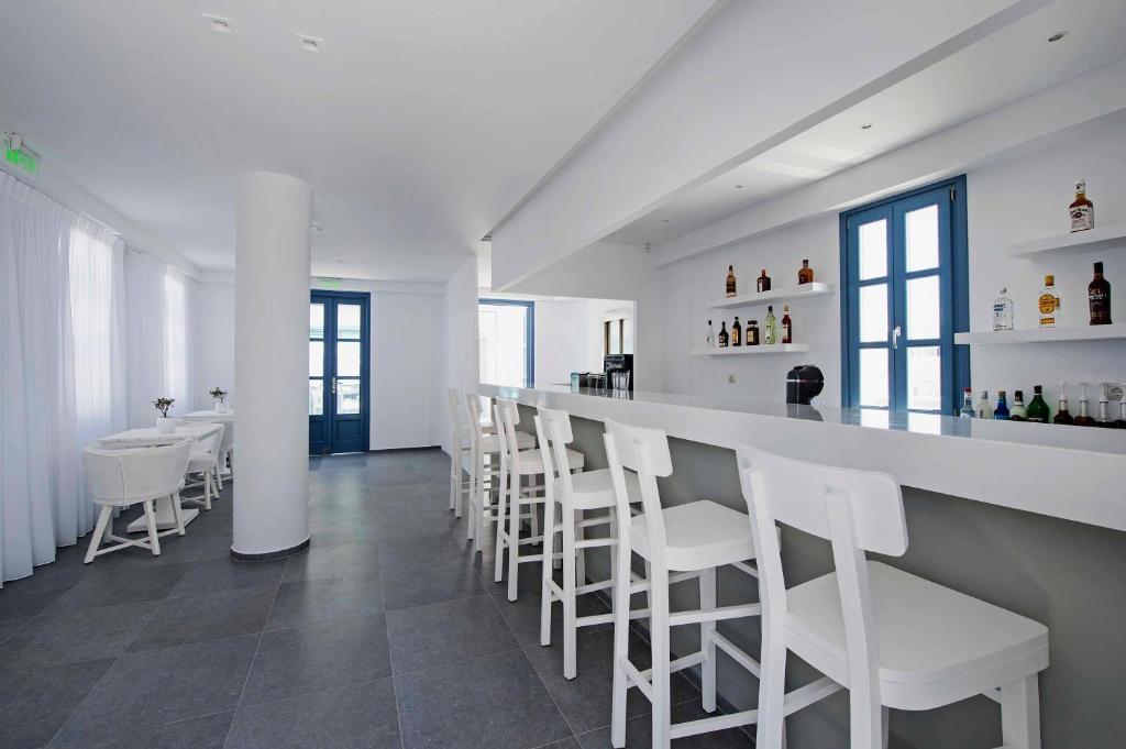 Acroterra Rosa Luxury Suites & Spa Akrotírion Екстериор снимка